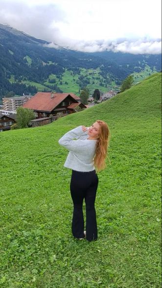 Roux Roux (@rouxrouxxx) Snapchat Stories, Spotlight & Lenses