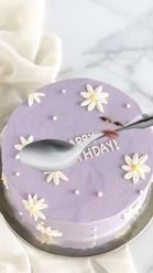 Preview for a Spotlight video that uses the korean lilac cake Lens