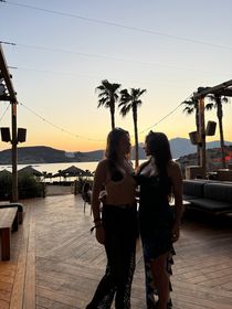 Joannie Ouellet (@jooouellet) | Snapchat Stories, Spotlight & Lenses