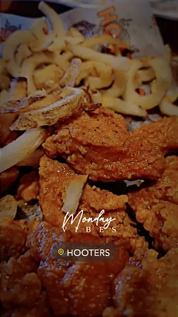 @zayzo13g 님의 Hooters 스포트라이트