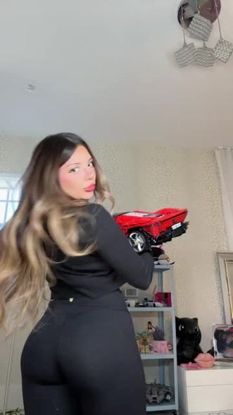 Katiana Kay (@katianaoki) | Snapchat Stories, Spotlight & Lenses