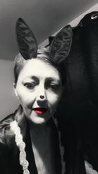 Preview for a Spotlight video that uses the Lipstick Rabbit Lens