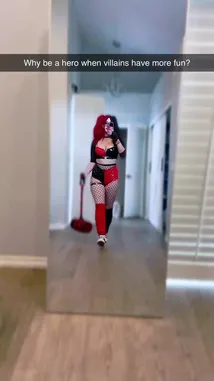 Scuba Steph (@scubastephsnap) | Snapchat Stories, Spotlight & Lenses
