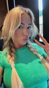 Jadelyn (@jadelynmusic) | Snapchat Stories, Spotlight & Lenses