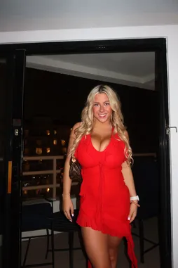 jacklyn roper (@jacklynnicole18) | Snapchat Stories, Spotlight & Lenses