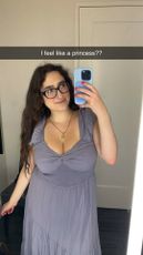 Julia Ain (@qveenjuliaaa) | Snapchat Stories, Spotlight & Lenses