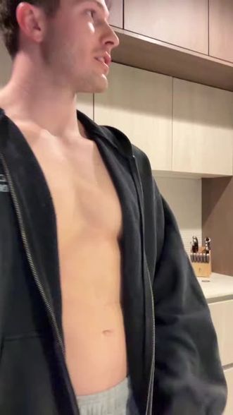 Nate Harris (@natebharrisvip) | Snapchat Stories, Spotlight & Lenses