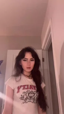 Zyla Vale (@zylavale) | Snapchat Stories, Spotlight & Lenses