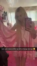 mo 💋💖 💞 (@thatdollmo) | Snapchat Stories, Spotlight & Lenses