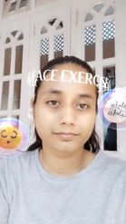 Preview for a Spotlight video that uses the Emoji FaceExercise Lens