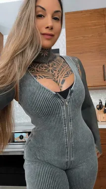 Giuliana Cabrazia (@g_cabrazia) | Snapchat Stories, Spotlight & Lenses