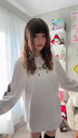 tay 🤍 (@smeepsx) Snapchat Stories, Spotlight & Lenses