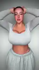 Naya V (@thenayavee) | Snapchat Stories, Spotlight & Lenses