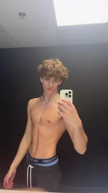 jake richard (@jakerichaard) | Snapchat Stories, Spotlight & Lenses