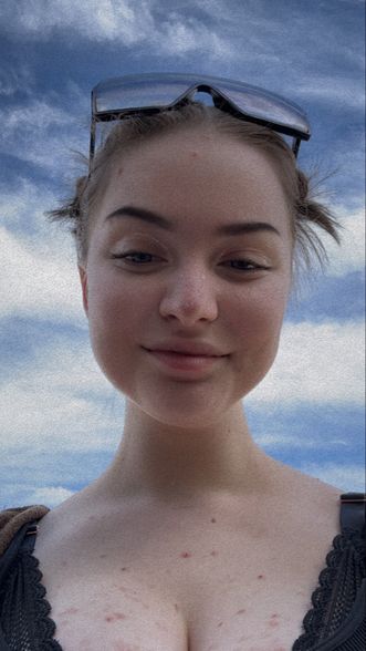 Thiq loser (@thiqloser) | Snapchat Stories, Spotlight & Lenses