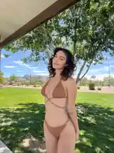 Aria West (@itsariawst) Snapchat Stories, Spotlight & Lenses