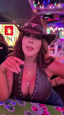 Amanda Nicole (@d_amandanicole) | Snapchat Stories, Spotlight & Lenses