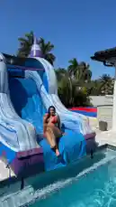 Naomi Foxx (@naomifoxxtv) Snapchat Stories, Spotlight & Lenses