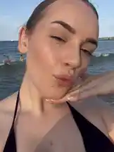 Ema Santi (@emasantix) | Snapchat Stories, Spotlight & Lenses
