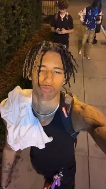 Diamant Blazi (@diamant.blazi) | Snapchat Stories, Spotlight & Lenses