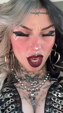 cruella morgan (@cruellamorganxo) | Snapchat Stories, Spotlight & Lenses