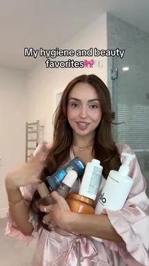 Julia Raleigh (@juliaaraleigh) Snapchat Stories, Spotlight & Lenses