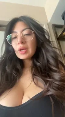 Cami Strella (@camistrellaxo) Snapchat Stories, Spotlight & Lenses