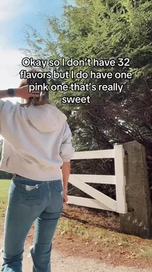 R i l e y 🩷 (@rileyroscato) | Snapchat Stories, Spotlight & Lenses