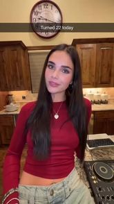 SKILAH (@skilahblue) | Snapchat Stories, Spotlight & Lenses