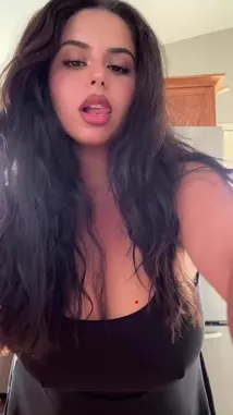 BigDaisy100 (@bigdaisy100) | Snapchat Stories, Spotlight & Lenses