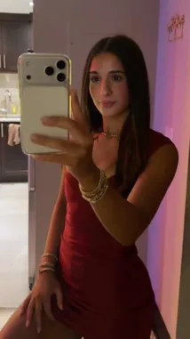 Pardiss Carello (@pardisscarello) | Snapchat Stories, Spotlight & Lenses