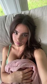 Sofia Crnilovic (@sofia_c23) | Snapchat Stories, Spotlight & Lenses