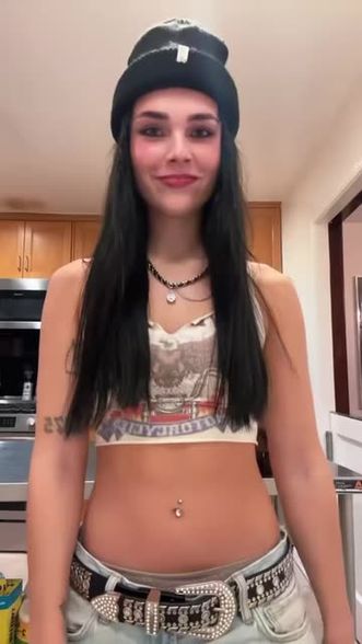 SKILAH (@skilahblue) | Snapchat Stories, Spotlight & Lenses