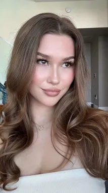 Sondra Blust (@sondra.blust) Snapchat Stories, Spotlight & Lenses