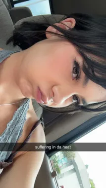 charlize 💌🧸 (@charrlliizee) | Snapchat Stories, Spotlight & Lenses