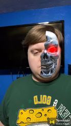 Preview for a Spotlight video that uses the Robot Hand Lens