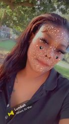 Preview for a Spotlight video that uses the Glitter and Hearts Mask Lens