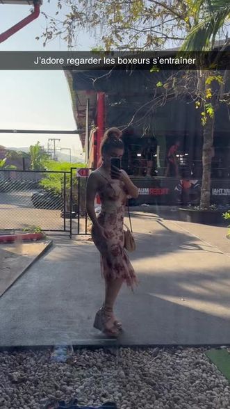 Carla Vyx (@carla_vyxx2) Snapchat Stories, Spotlight & Lenses