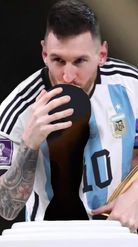 Preview for a Spotlight video that uses the messi kiss Lens