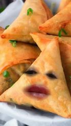 Preview for a Spotlight video that uses the Ramadan Samosa Lens