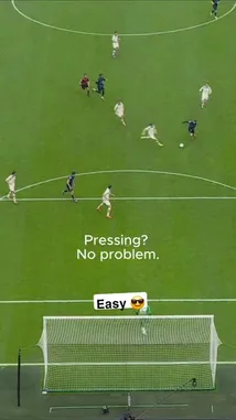 This video provides a real-time tactical analysis of pressing in Serie A football. It features a top-down view of a match where players demonstrate effective defensive strategies. The on-screen text 'Pressing? No problem.' highlights the team's proficiency in applying pressure. This clip serves as an excellent educational resource for fans and aspiring coaches looking to understand modern football tactics. by @seriea with Original Sound by Contains: MONACO - Bad Bunny