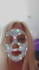 Preview for a Spotlight video that uses the Glitter Mask Lens