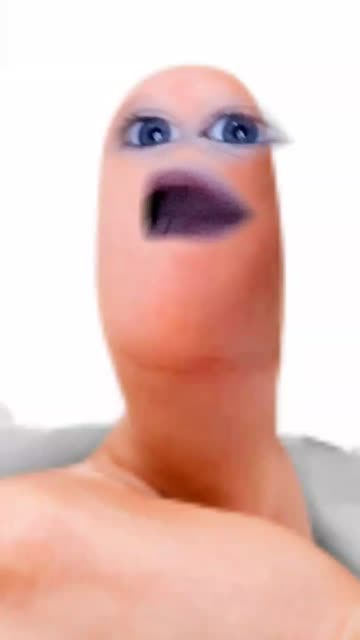 Preview for a Spotlight video that uses the Thumb Face Lens