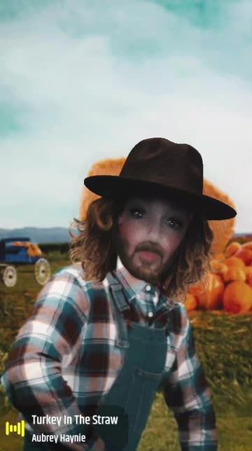 Preview for a Spotlight video that uses the Thanksgiving Farmer Lens
