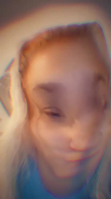 Preview for a Spotlight video that uses the Distortion Lens