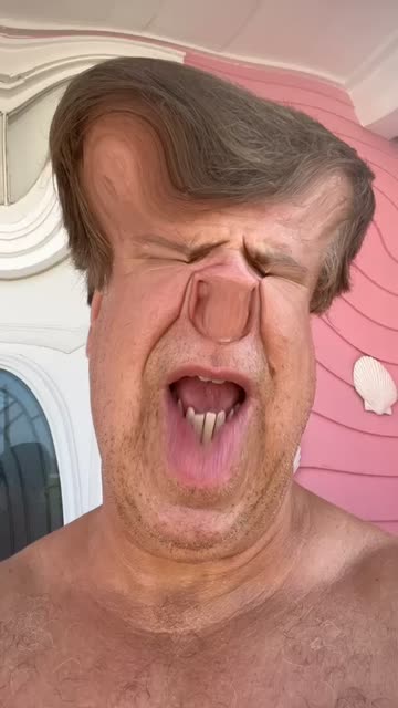 Preview for a Spotlight video that uses the ricky micky Lens