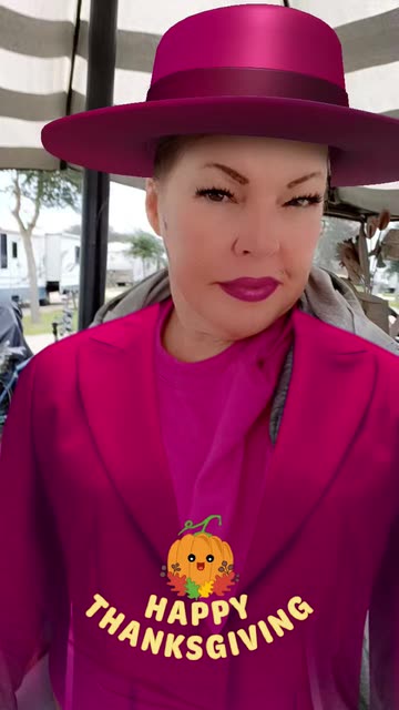 Preview for a Spotlight video that uses the Glam Pink Look  Lens