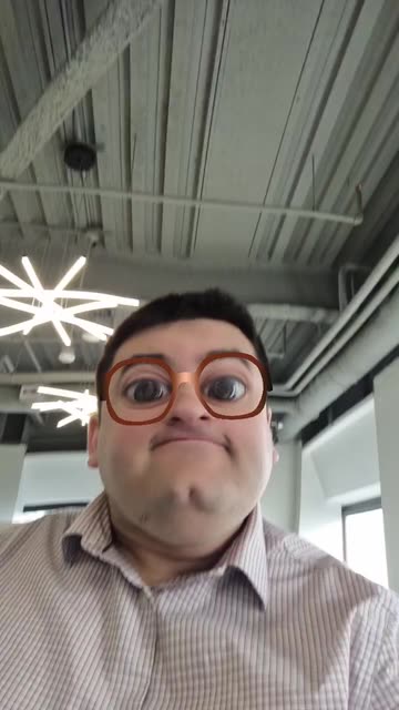 Preview for a Spotlight video that uses the Bubbles Lens
