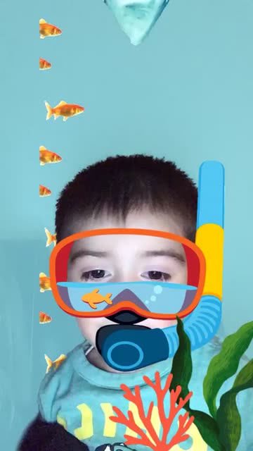 Preview for a Spotlight video that uses the Diving Shark Lens