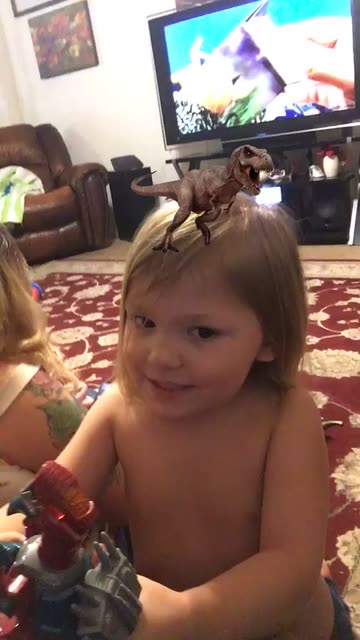Preview for a Spotlight video that uses the T-rex Lens